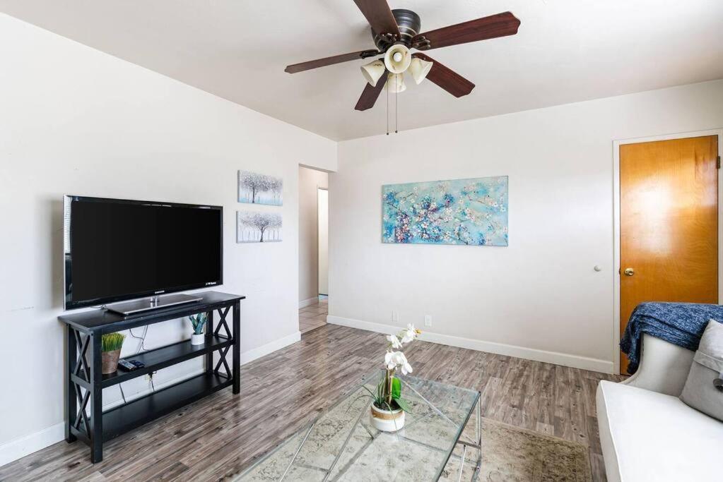 Casa Italia -2Br- Free Driveway Parking For 2 Cars Apartment San Diego Exterior photo